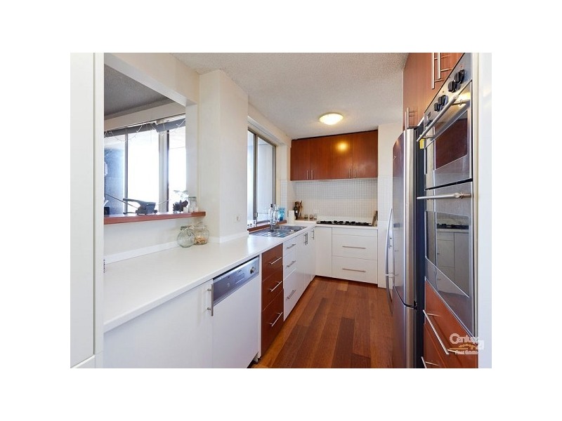 23/13 The Esplanade, St Kilda VIC 3182