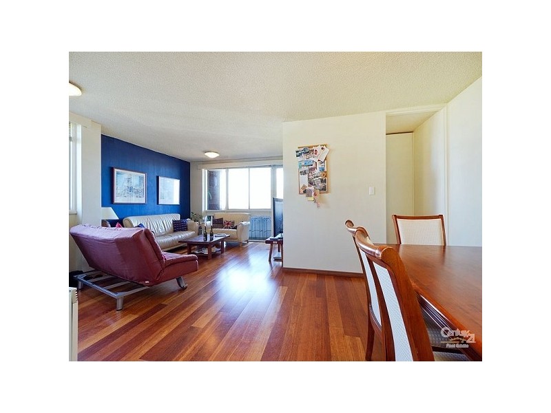 23/13 The Esplanade, St Kilda VIC 3182