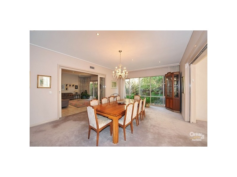 21 Denman Avenue, St Kilda East VIC 3183