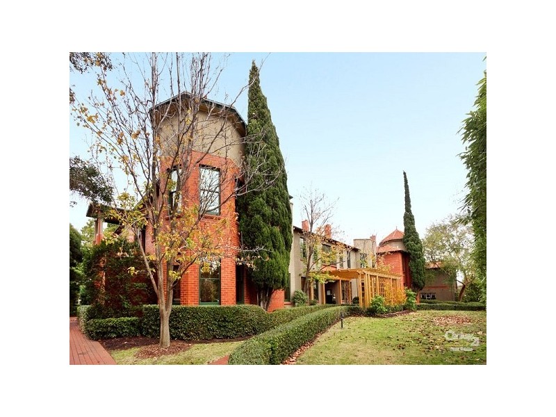 3/10 Ardoch Avenue, St Kilda East VIC 3183