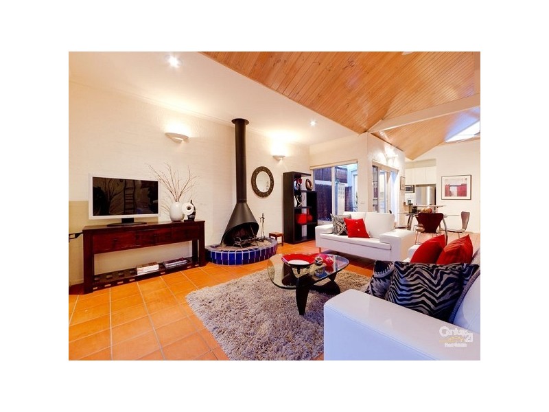 17 Fawkner Street, St Kilda VIC 3182