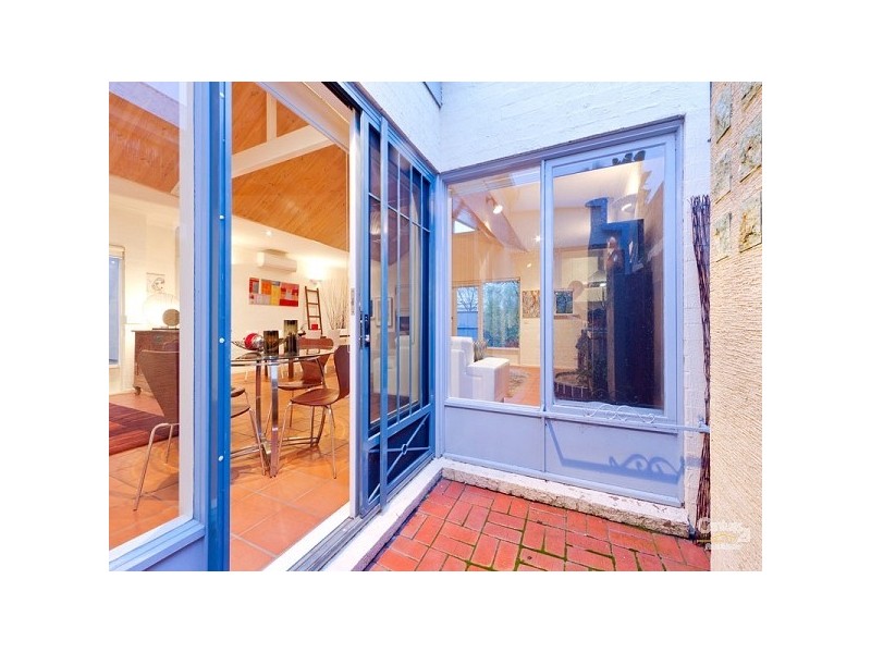 17 Fawkner Street, St Kilda VIC 3182