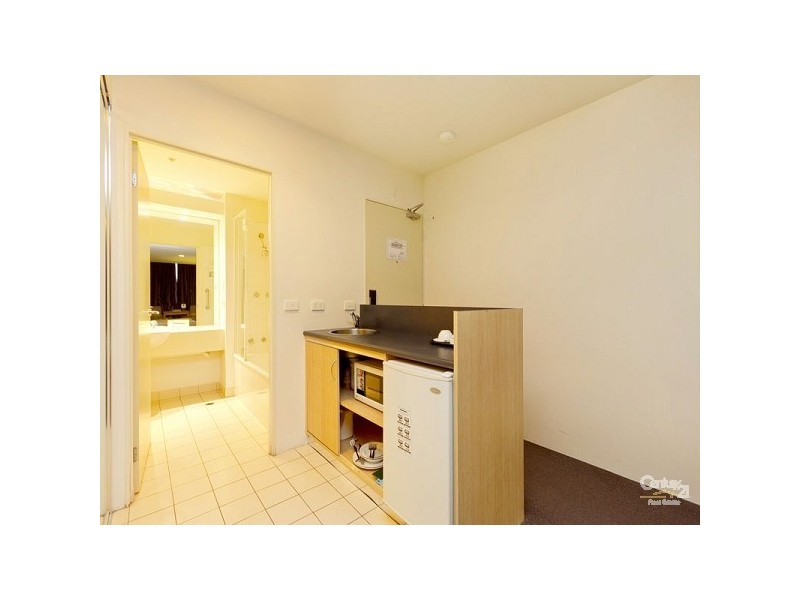305/06, 604 St Kilda Road, Melbourne VIC 3004