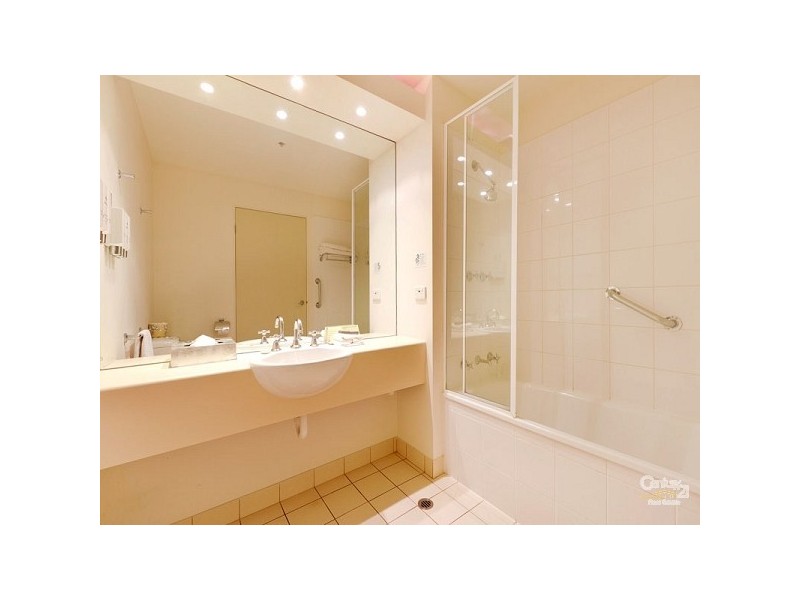 305/06, 604 St Kilda Road, Melbourne VIC 3004