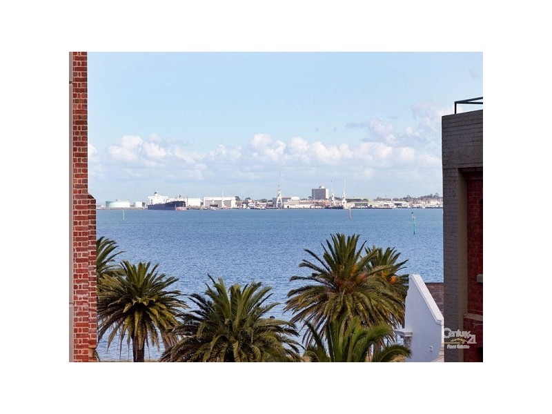 853/1 Esplanade West, Port Melbourne VIC 3207