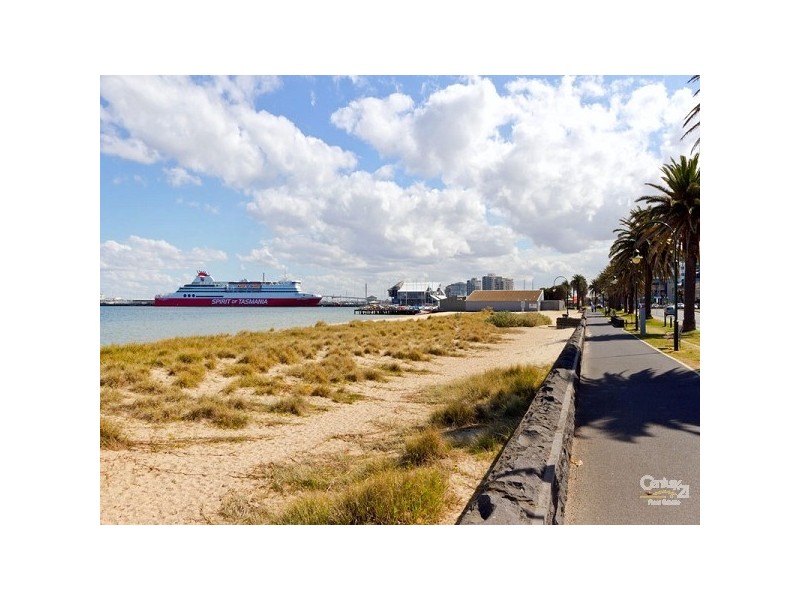 853/1 Esplanade West, Port Melbourne VIC 3207
