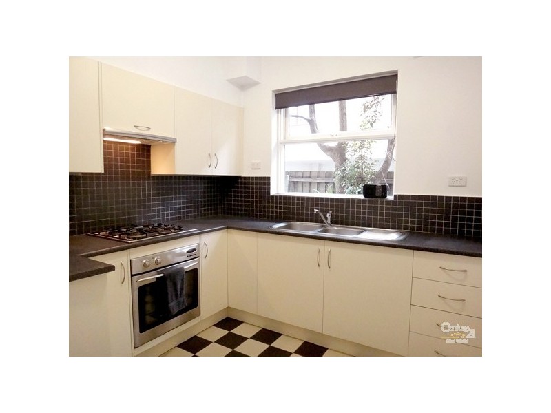 4/41 Park Street, St Kilda West VIC 3182