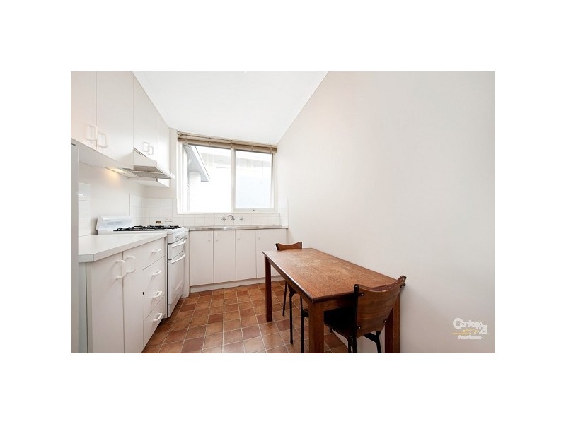 20/180 Barkly Street, St Kilda VIC 3182