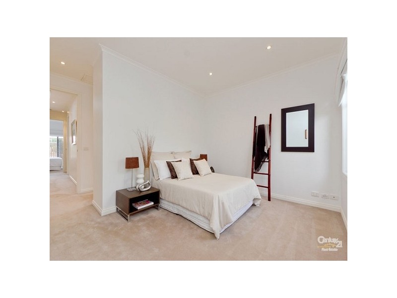 2/29 Kooyong Road, Caulfield North VIC 3161