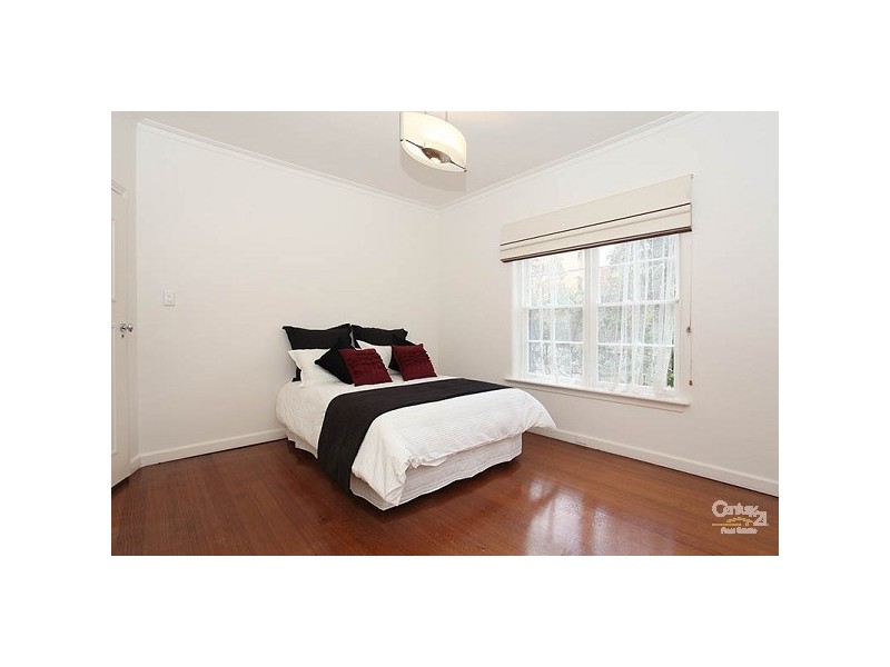 1/39 Eildon Road, St Kilda VIC 3182