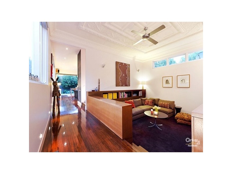 5 Foam Street, Elwood VIC 3184