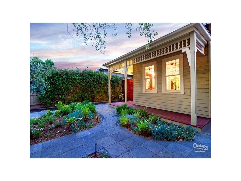 5 Foam Street, Elwood VIC 3184