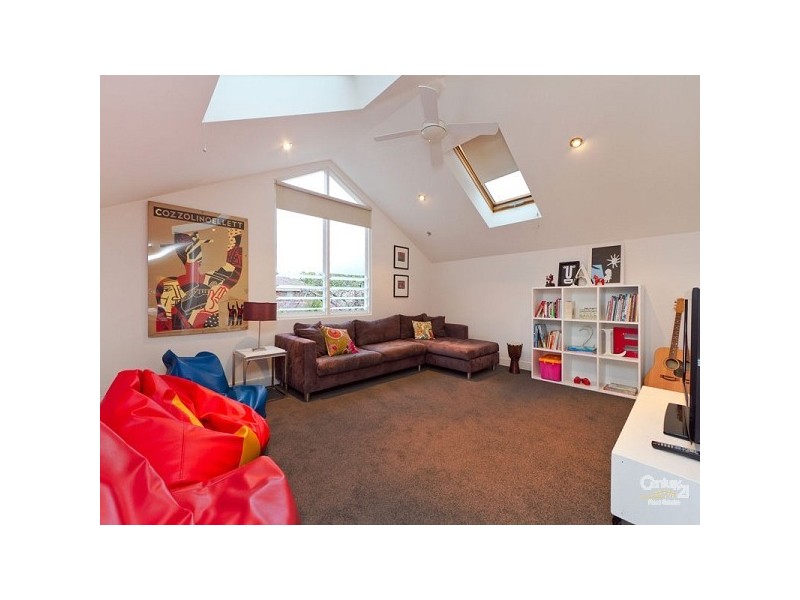 5 Foam Street, Elwood VIC 3184