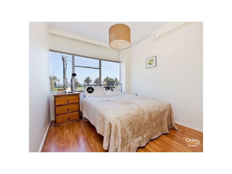 4/350 Beaconsfield Parade, St Kilda West VIC 3182
