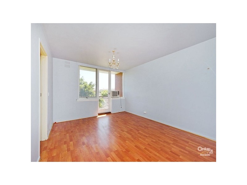 8/7 Cardigan Street, St Kilda East VIC 3183