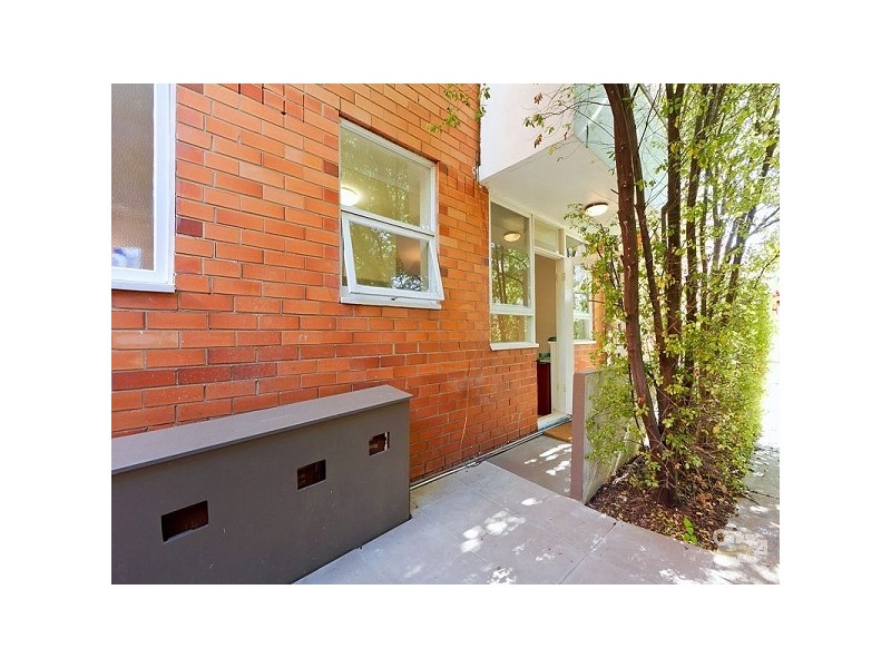 11/86 Ruskin Street, Elwood VIC 3184