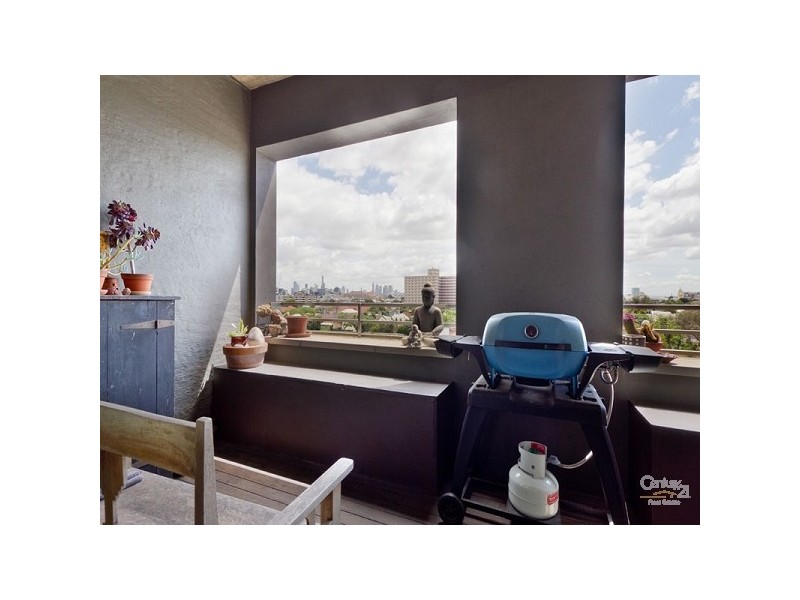 202/65 Wellington Street, St Kilda VIC 3182