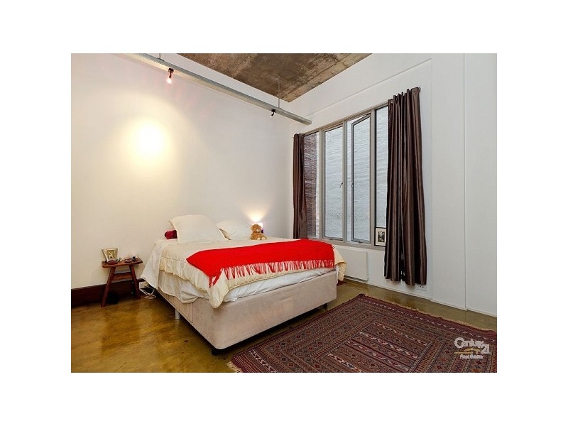 202/65 Wellington Street, St Kilda VIC 3182