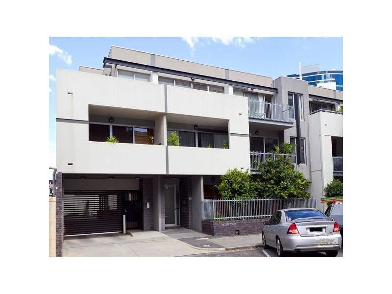 13/80 Dow Street, Port Melbourne VIC 3207