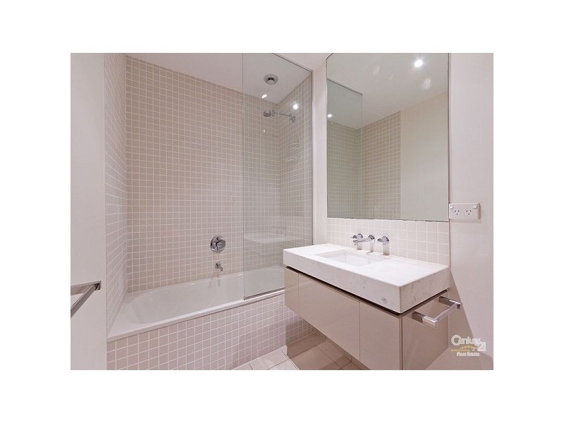 13/80 Dow Street, Port Melbourne VIC 3207