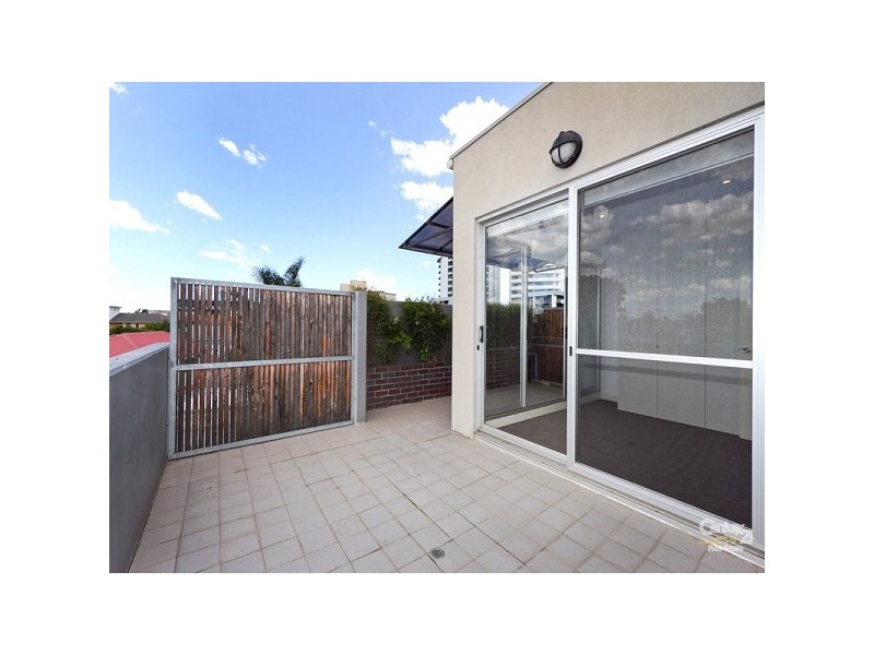 13/80 Dow Street, Port Melbourne VIC 3207