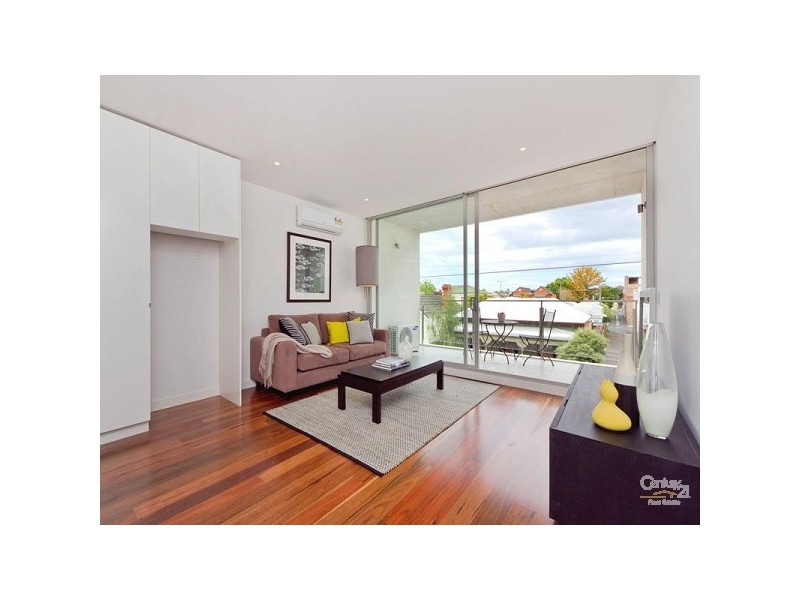 8/126 Chapel Street, St Kilda VIC 3182