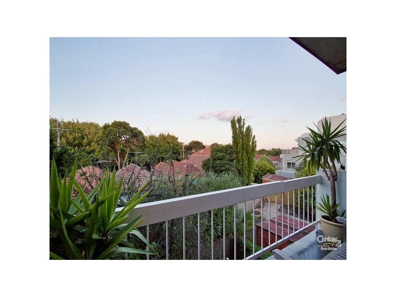 6/27 Ormond Road, Elwood VIC 3184