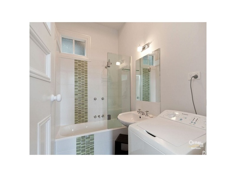 402/129 Fitzroy Street, St Kilda VIC 3182