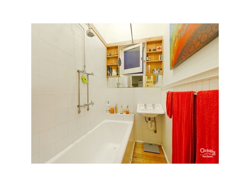 14 Hawsleigh Avenue, St Kilda East VIC 3183