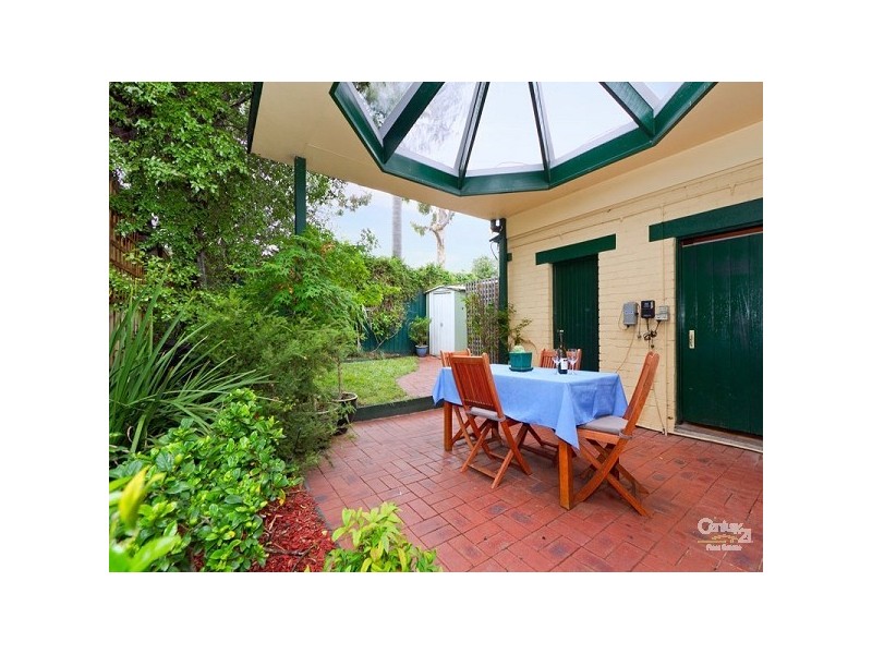 10 Malakoff Street, St Kilda East VIC 3183