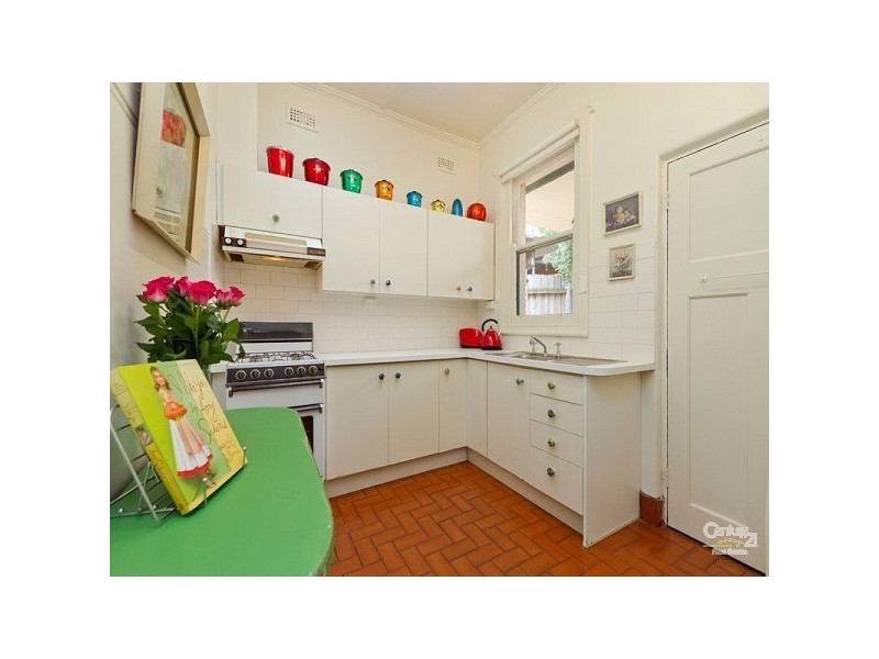 10 Malakoff Street, St Kilda East VIC 3183