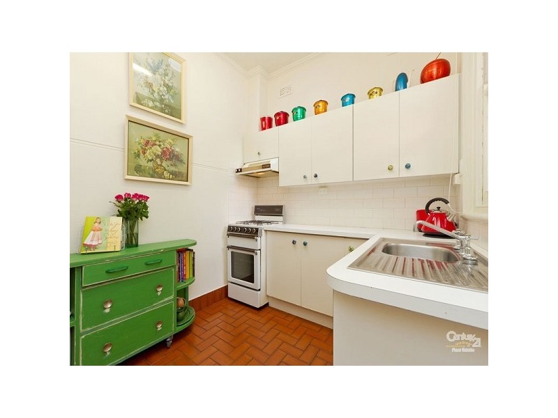 10 Malakoff Street, St Kilda East VIC 3183