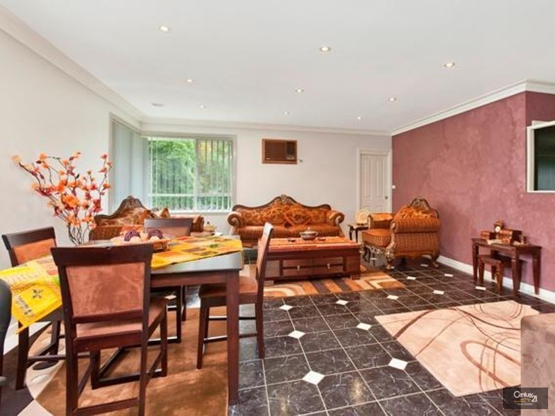 123  Holm Park Road, Beaconsfield VIC 3807