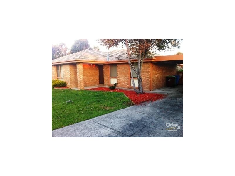 51 Lesley Drive, Hampton Park VIC 3976