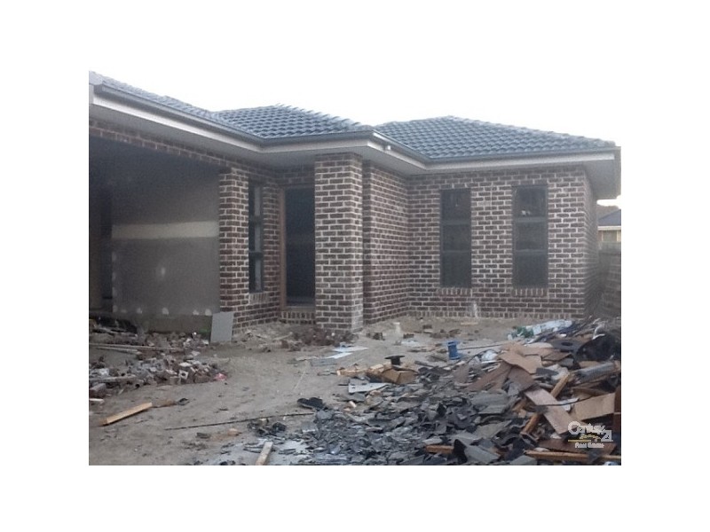 UNIT 3/7 Seventh Avenue, Dandenong VIC 3175