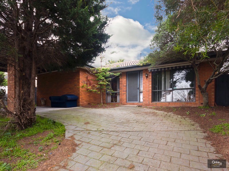 44 Michelle Dr, Hampton Park VIC 3976