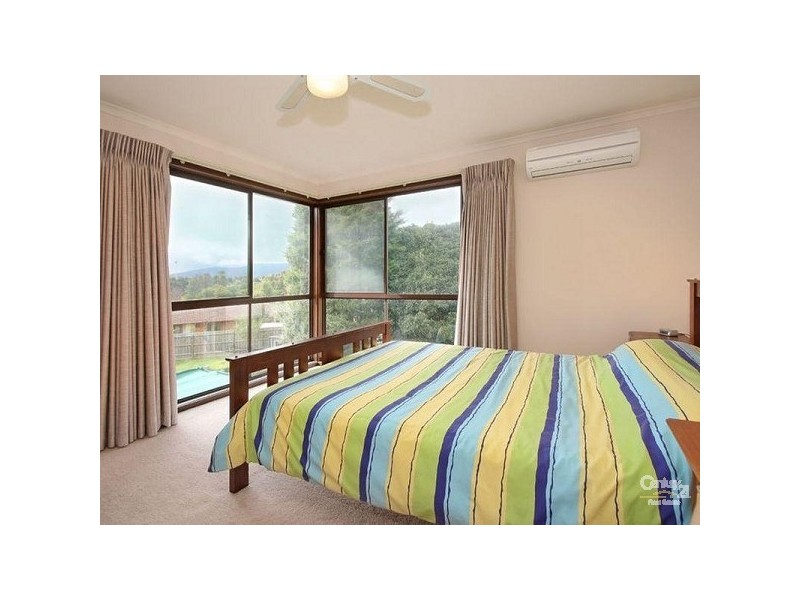 35 Cardinia Way, Rowville VIC 3178