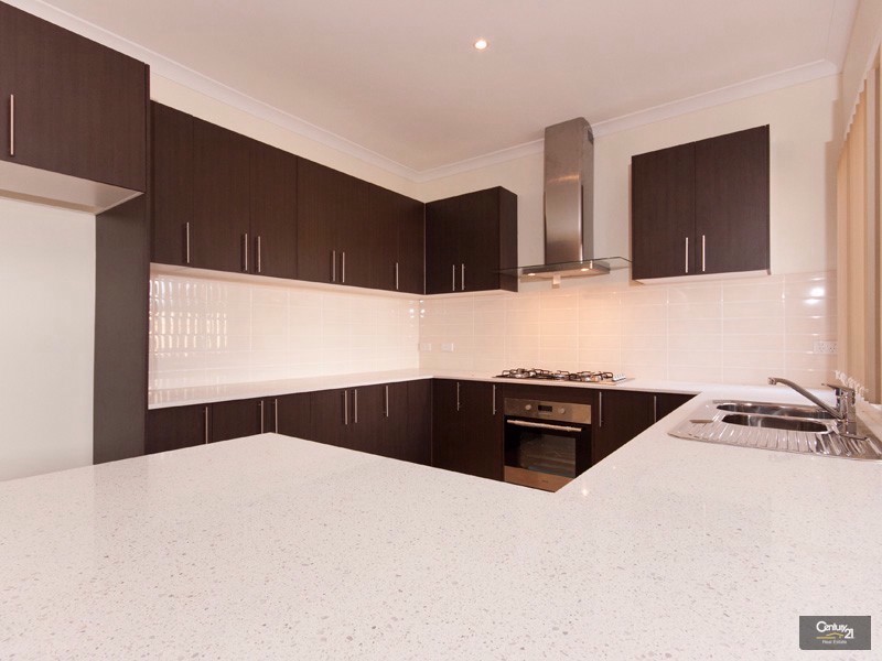 46 Hal Porter Terrace, Lynbrook VIC 3975