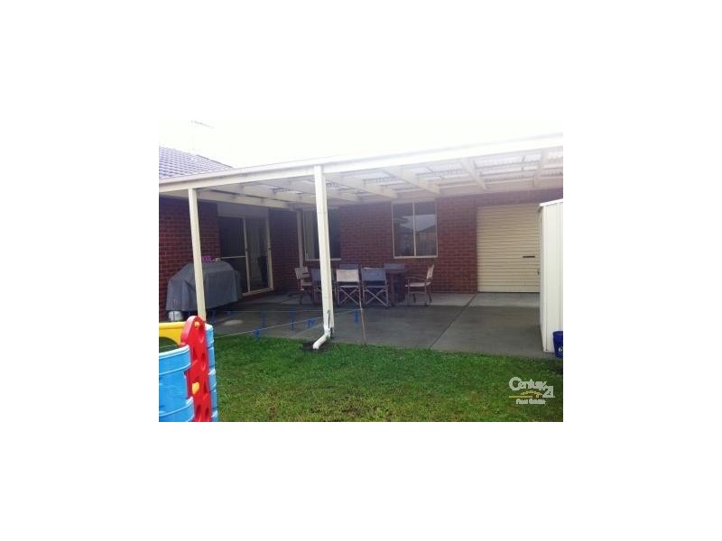 13 Alpine Heath Way, Lyndhurst VIC 3975