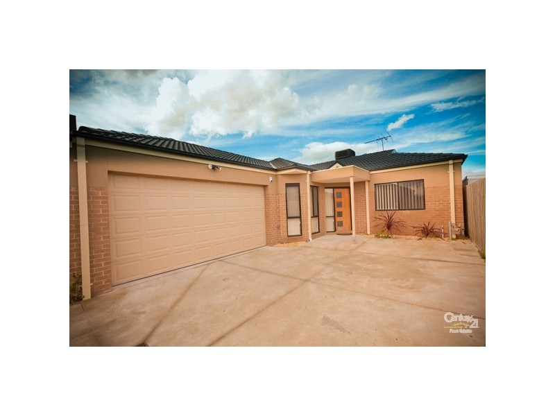 8A Kingsfield Crescent, Lynbrook VIC 3975