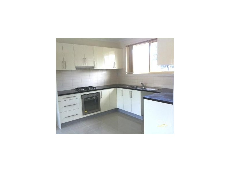 2/63 Cranbourne Drive, Cranbourne VIC 3977