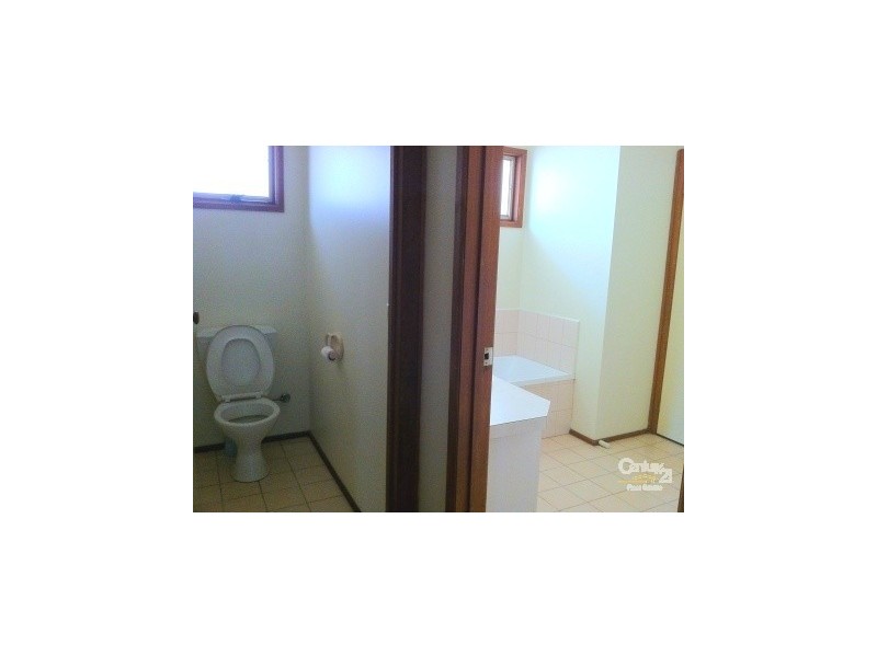 2 Rosalie Court, Hampton Park VIC 3976