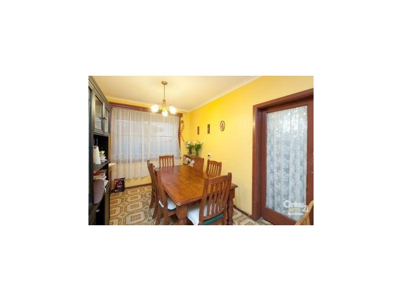 110 Gladston Road, Dandenong North VIC 3175