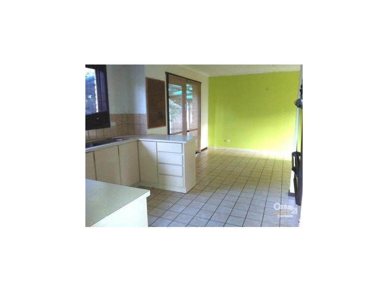 3 Adam Crt, Pakenham VIC 3810