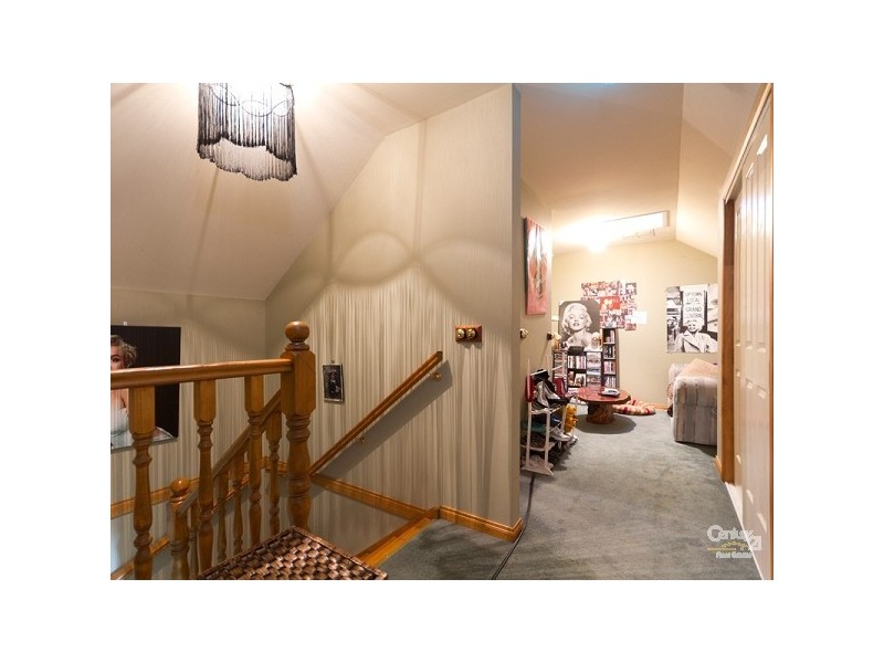 3 Silvertop Close, Lynbrook VIC 3975