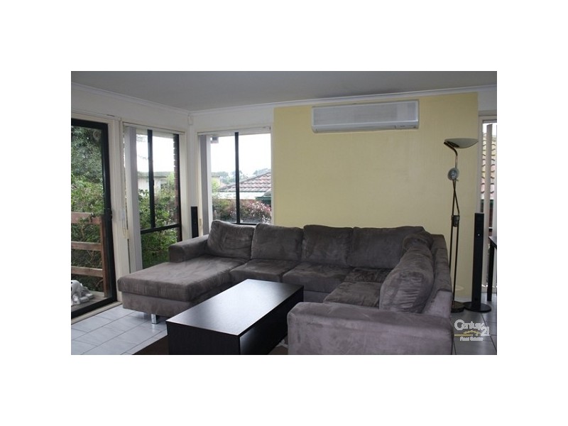 2 Bill Place, Hampton Park VIC 3976