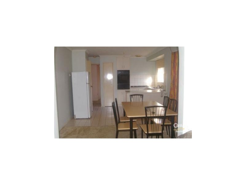 10 Miranda Gardens, Hampton Park VIC 3976