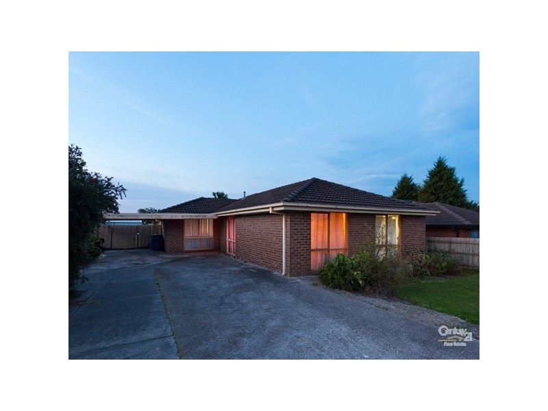 99 Ormond Road, Hampton Park VIC 3976
