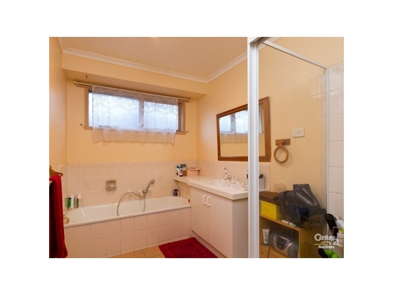 99 Ormond Road, Hampton Park VIC 3976