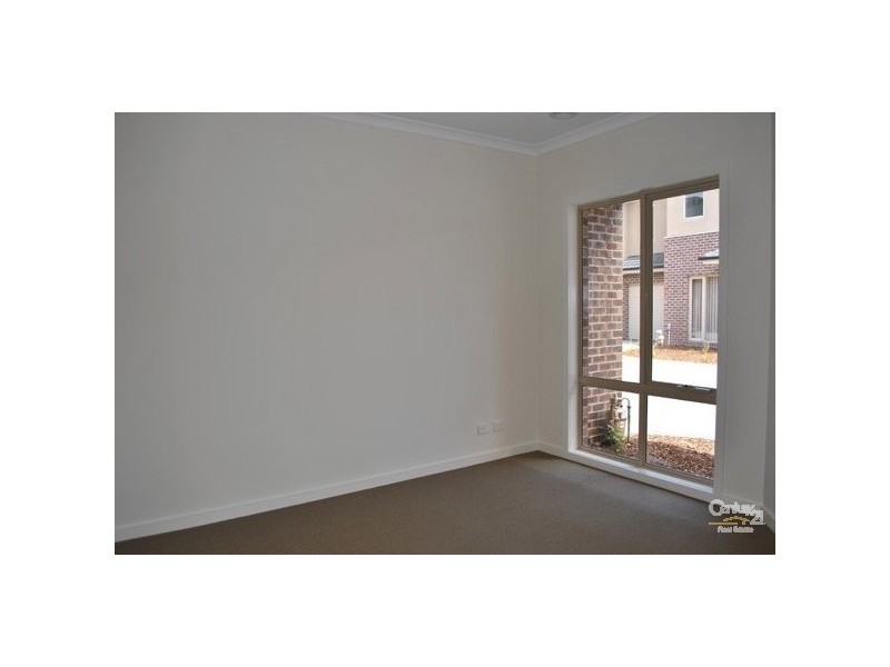 8/77-79 Frawley Road, Hallam VIC 3803